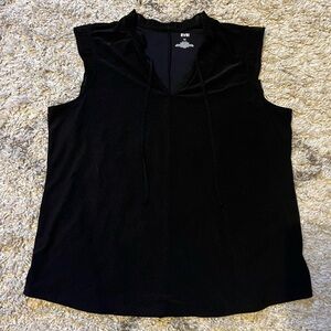 Evri brand sleeveless top size 1X (J149)